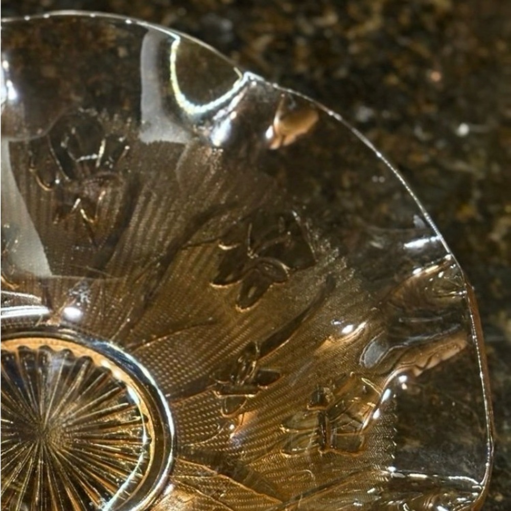 Jeannette Glass Iris and Herringbone Bowl
